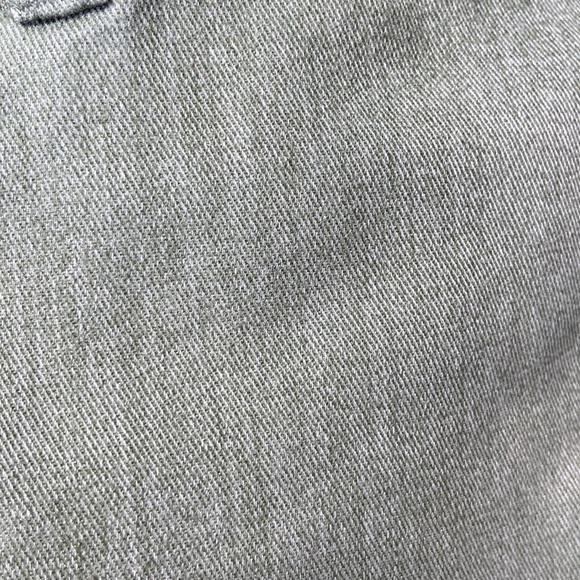 Volcom Boys Faded Army Green Fricken Chino Flat Front Pocket Shorts Size 28W - Picture 9 of 9